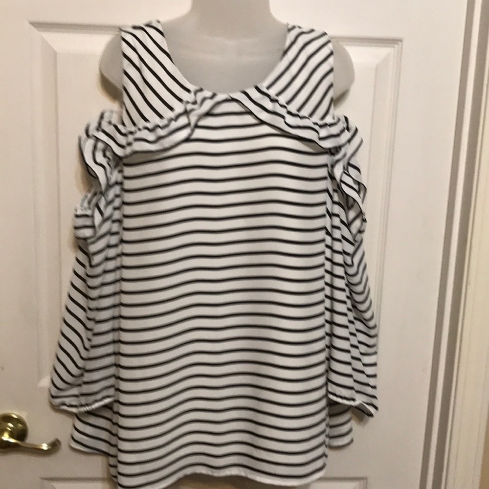 Maurice top size 3X